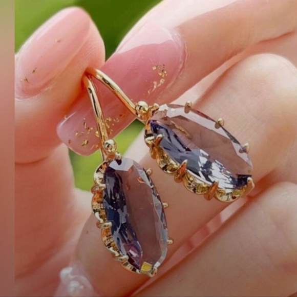 SHEIN Jewelry - ✨️New Gorgeous Earrings